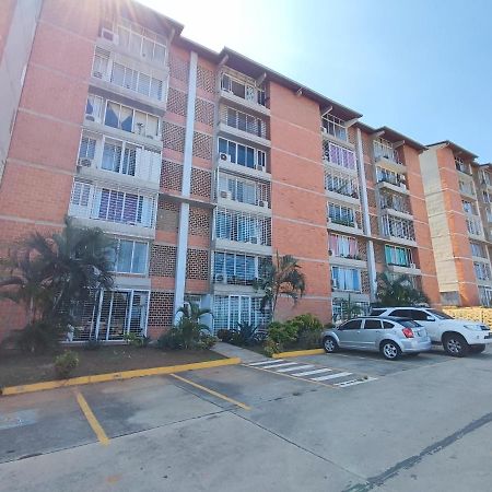Apartamento Frente Al Aeropuerto De Maiquetía Kültér fotó