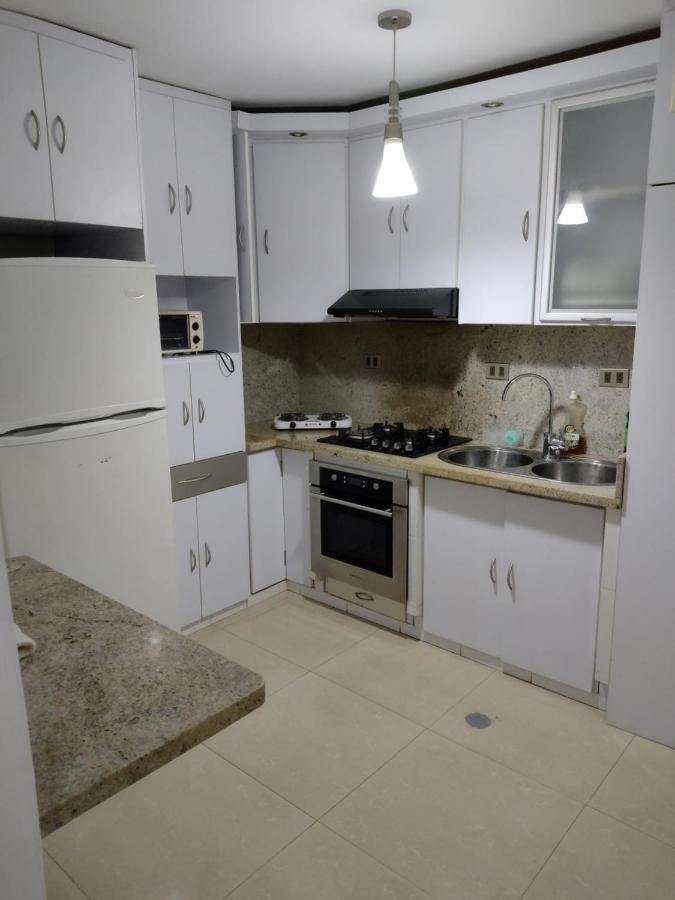 Apartamento Frente Al Aeropuerto De Maiquetía Kültér fotó