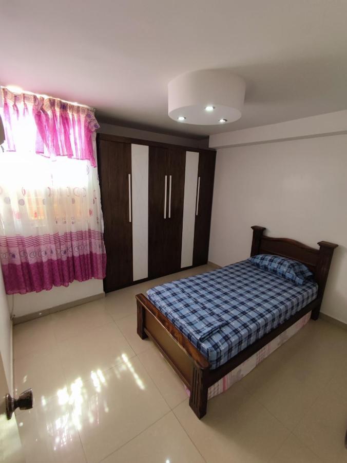 Apartamento Frente Al Aeropuerto De Maiquetía Kültér fotó